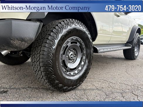 Used 2025 Ford Bronco Outer Banks w/ Sasquatch Package AWD/4WD image 39