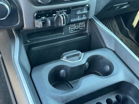 Used 2021 RAM 1500 Big Horn AWD/4WD image 26
