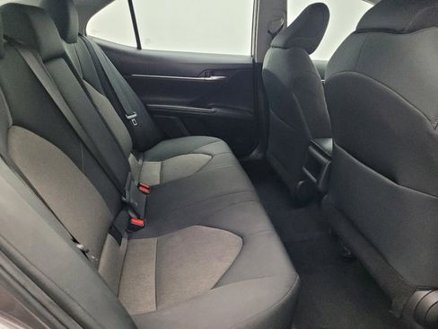 Used 2022 Toyota Camry LE image 19
