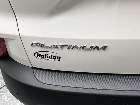 Certified 2024 Ford Escape Platinum AWD/4WD image 31
