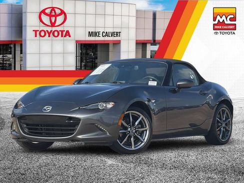 Used 2019 MAZDA MX-5 Miata Grand Touring RWD image 9