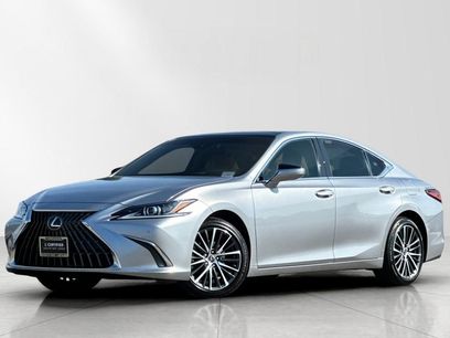 Certified 2025 Lexus ES 350 w/ Premium Package