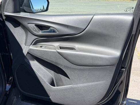 Used 2022 Chevrolet Equinox LT image 53