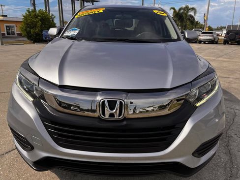 Used 2021 Honda HR-V LX image 9