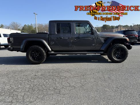 Used 2023 Jeep Gladiator Mojave w/ LED Lighting Group image 9