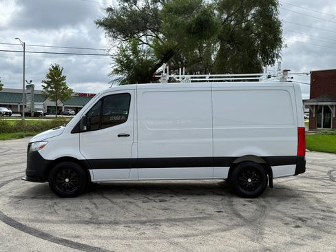 Used 2021 Mercedes-Benz Sprinter 2500 w/ Premium Package image 6