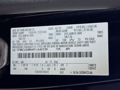 Used 2023 Ford Escape ST-Line image 40