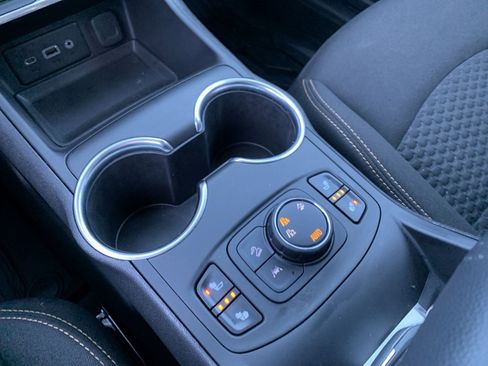 Used 2020 GMC Terrain SLE w/ Driver Convenience Package image 24