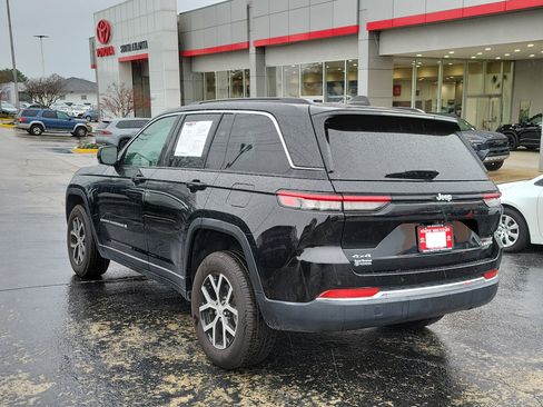 Used 2024 Jeep Grand Cherokee Limited image 4