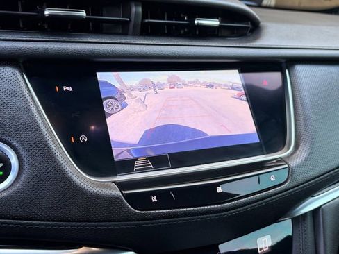 Used 2020 Cadillac XT5 Premium Luxury image 11