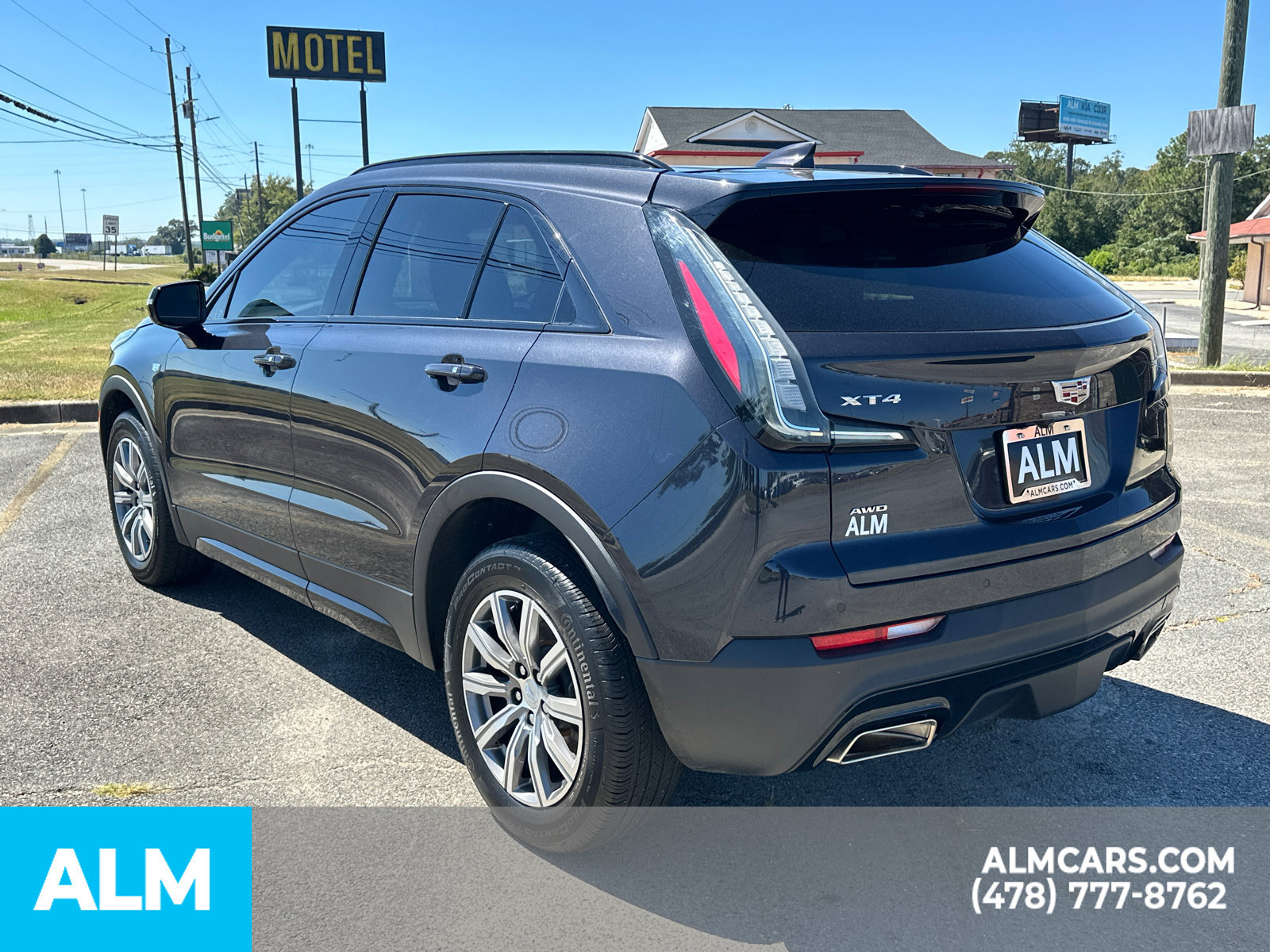 Used 2023 Cadillac XT4 Sport w/ Sun And Sound Package AWD/4WD image 8