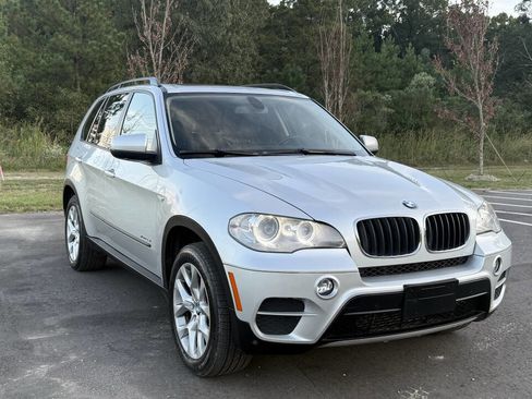 Used 2012 BMW X5 xDrive35i image 1