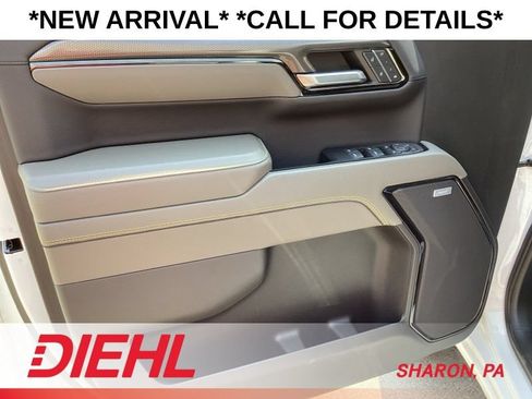 Used 2022 Chevrolet Silverado 1500 ZR2 w/ Technology Package AWD/4WD image 26
