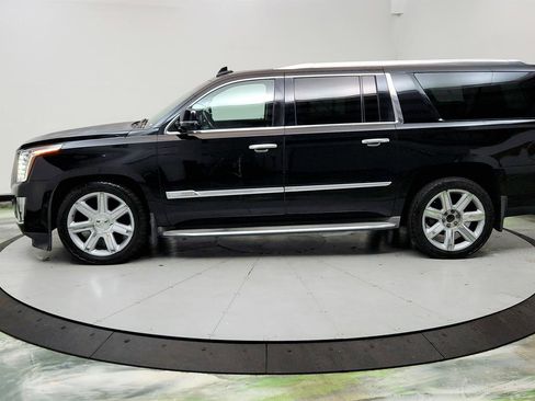 Used 2015 Cadillac Escalade ESV Luxury RWD image 8