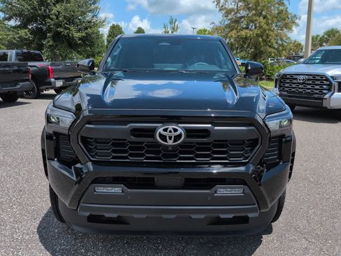 Used 2025 Toyota Tacoma TRD Off-Road w/ TRD Off Road Premium Package AWD/4WD image 9