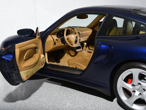 Used 2002 Porsche 911 Turbo AWD/4WD image 17