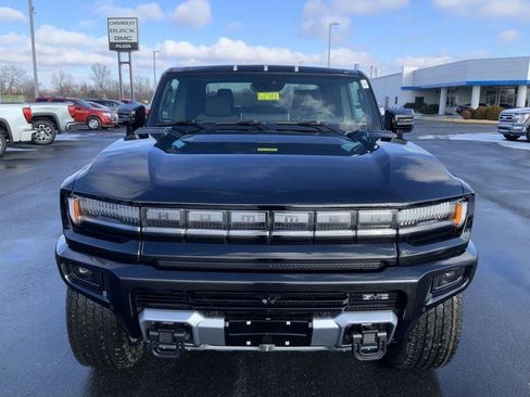 New 2025 GMC Hummer EV 3X image 2