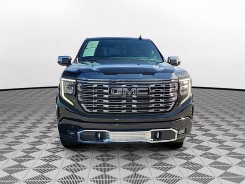 Used 2024 GMC Sierra 1500 Denali Ultimate image 2