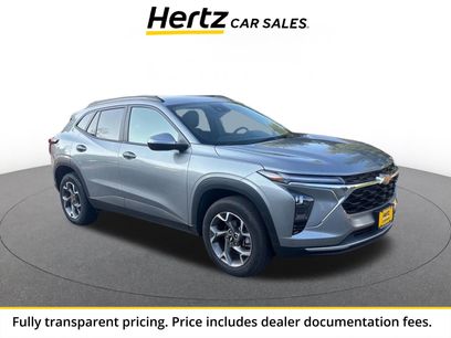 Used 2025 Chevrolet Trax LT