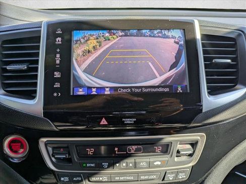 Used 2018 Honda Pilot Elite image 13