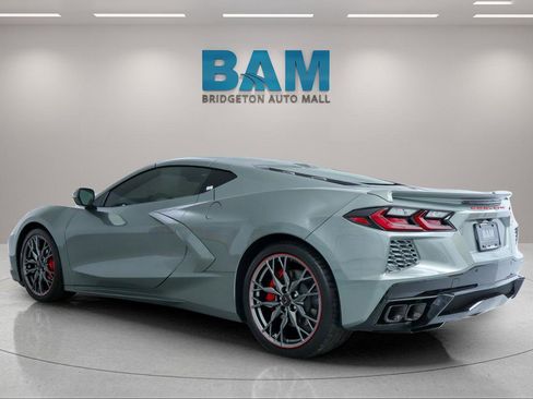 Used 2024 Chevrolet Corvette Stingray Premium Cpe w/ Battery Protection Package RWD image 5