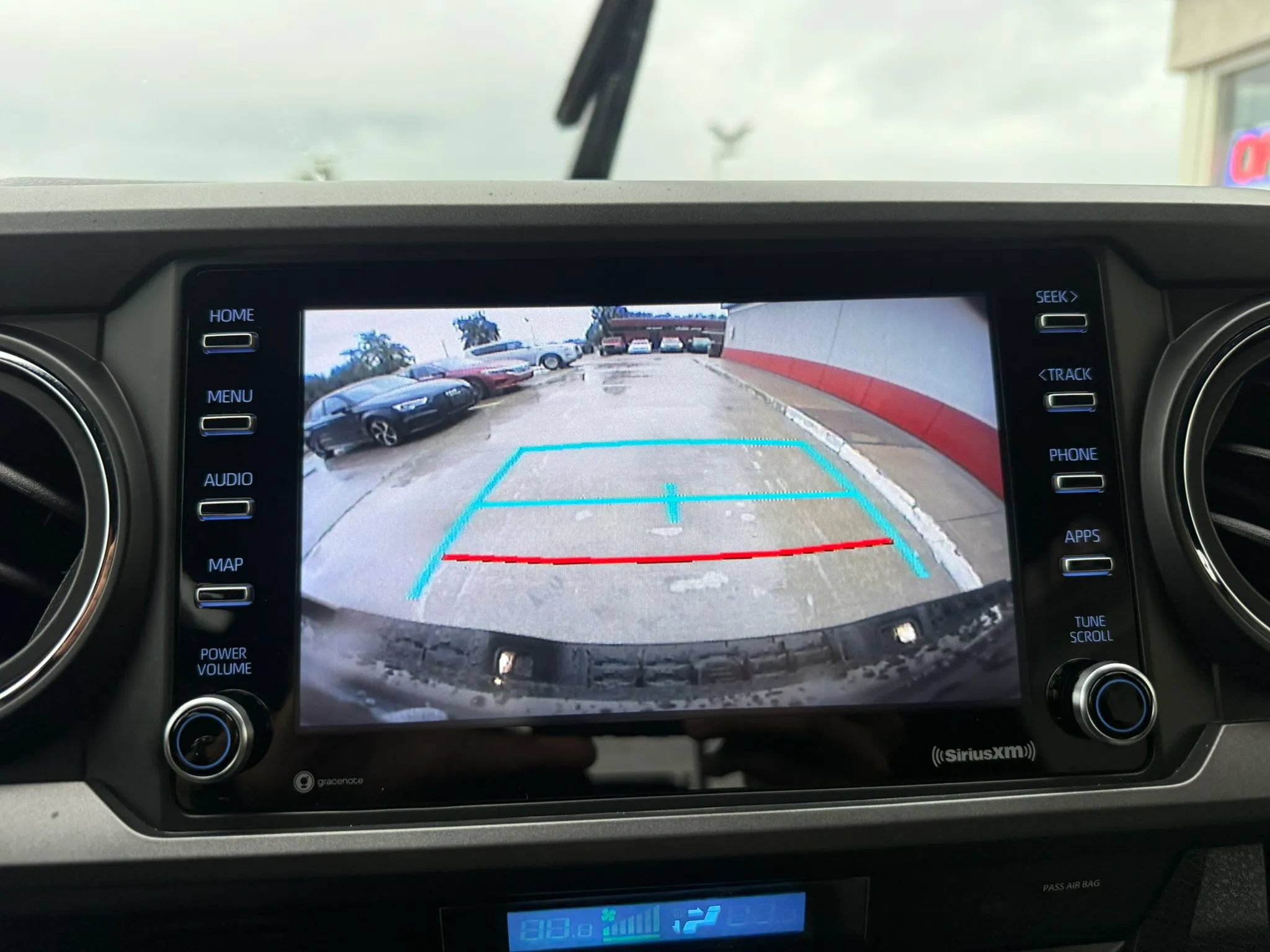 Used 2022 Toyota Tacoma TRD Off-Road AWD/4WD image 20