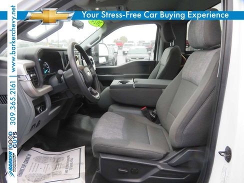 Used 2024 Ford F550 4x4 Regular Cab Super Duty w/ XLT Value Package image 15