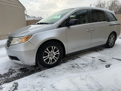 Used 2011 Honda Odyssey EX-L image 12