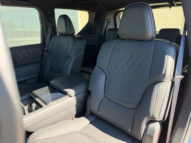 New 2027 INFINITI QX80 Autograph w/ Premium Cargo Package AWD/4WD image 31