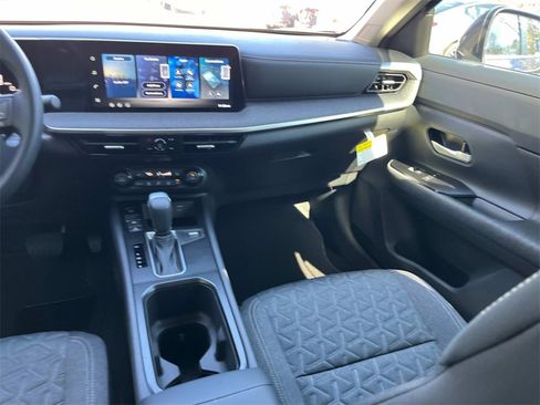 New 2026 Nissan Kicks SV w/ SV Premium Package image 14