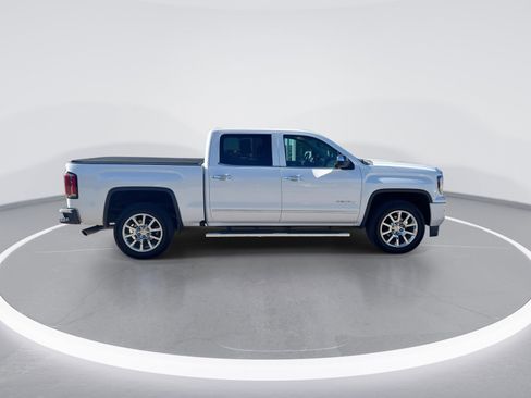 Used 2017 GMC Sierra 1500 Denali image 9