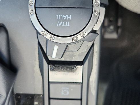 Used 2025 Toyota 4Runner SR5 image 19