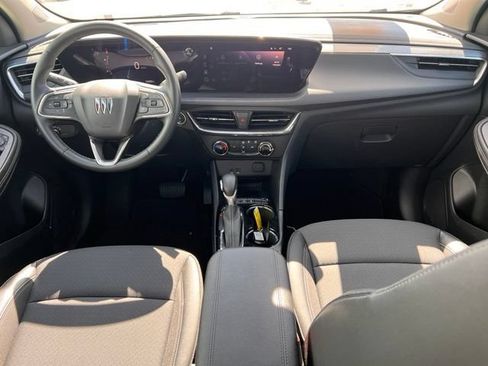 Used 2025 Buick Encore GX Preferred AWD/4WD image 11