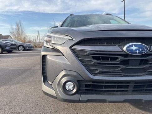 Used 2024 Subaru Outback Premium image 9