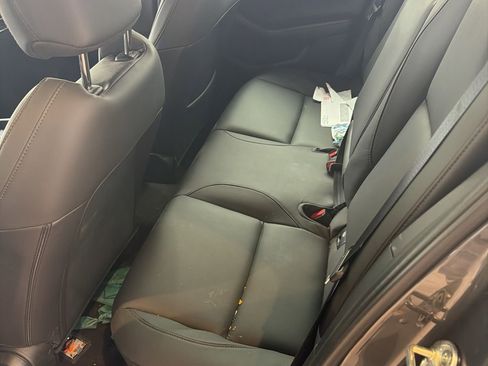 Used 2025 MAZDA MAZDA3 s image 9