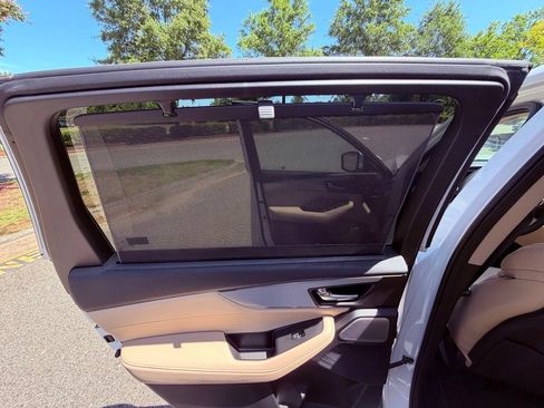 Used 2026 Acura MDX SH-AWD w/ Technology Package image 14