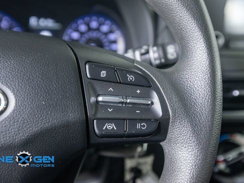 Used 2022 Hyundai Kona SE AWD/4WD image 17