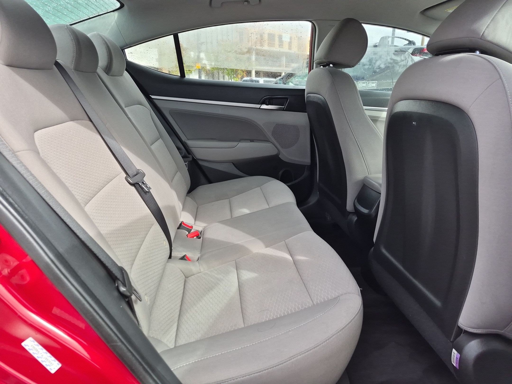 Used 2020 Hyundai Elantra SEL FWD image 27