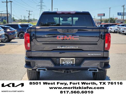 Used 2022 GMC Sierra 1500 Denali w/ Denali Reserve Package AWD/4WD image 5