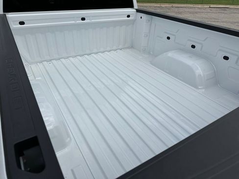 New 2025 Chevrolet Silverado 1500 LT RWD image 8