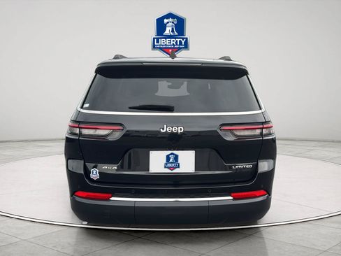 Used 2023 Jeep Grand Cherokee L Limited AWD/4WD image 9