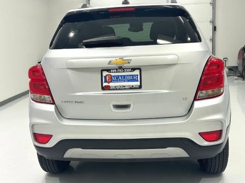 Used 2017 Chevrolet Trax LT AWD/4WD image 7