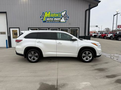 Used 2016 Toyota Highlander Limited image 33