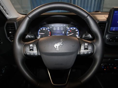 Used 2024 Ford Bronco Sport Outer Banks image 12