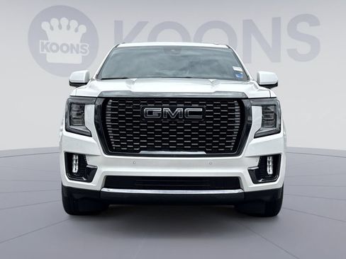 Used 2023 GMC Yukon Denali Ultimate AWD/4WD image 11