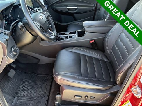 Used 2017 Ford Escape Titanium w/ Equipment Group 301A image 32