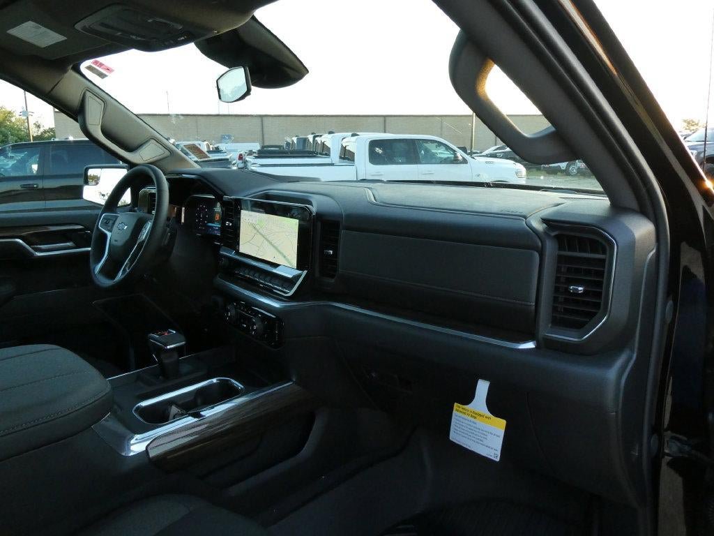 New 2026 Chevrolet Silverado 1500 RST AWD/4WD image 15