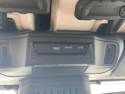 New 2026 Jeep Gladiator Mojave AWD/4WD image 33