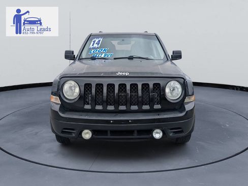 Used 2014 Jeep Patriot Sport w/ Power Value Group image 4