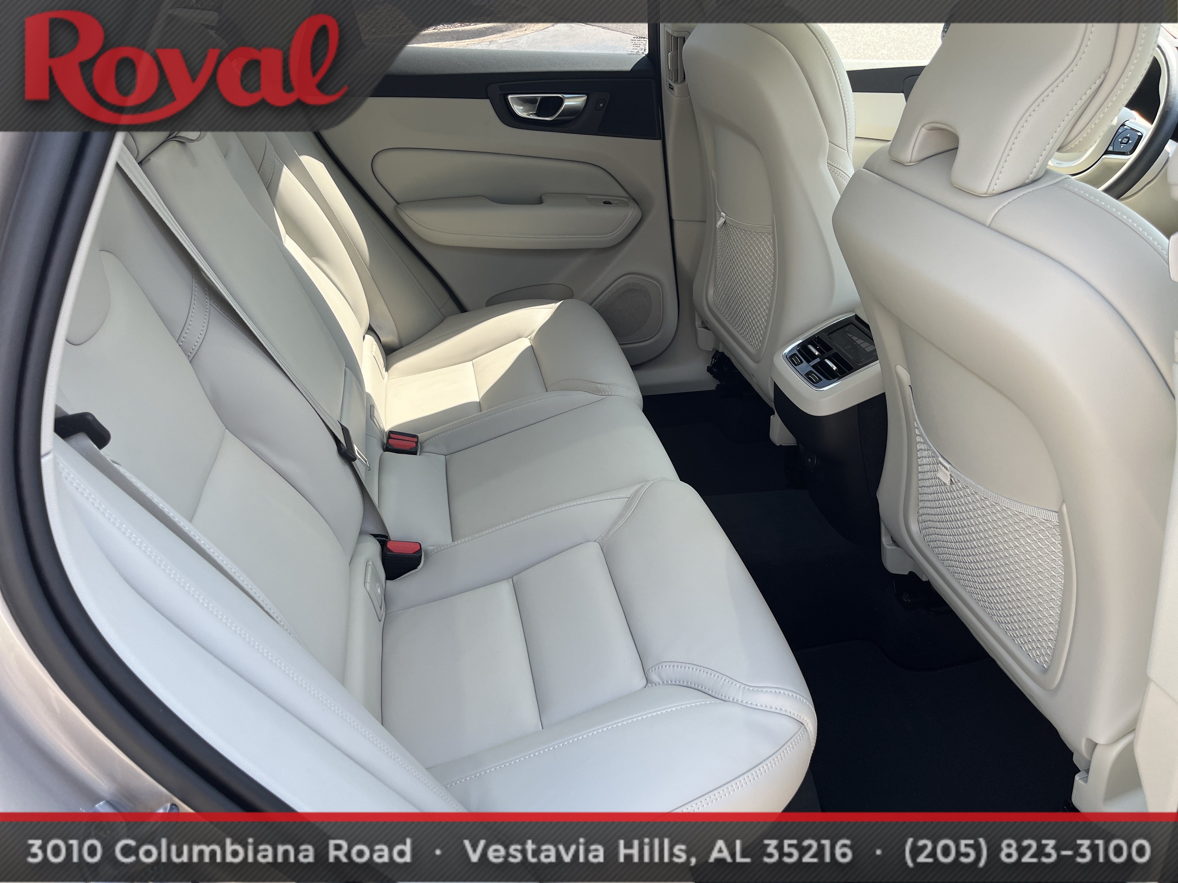 Certified 2025 Volvo XC60 B5 Ultra w/ Protection Package Premier AWD/4WD image 11